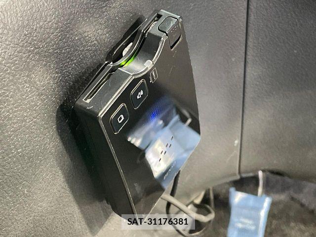 Toyota ALPHARD 2013-05 6544078-6