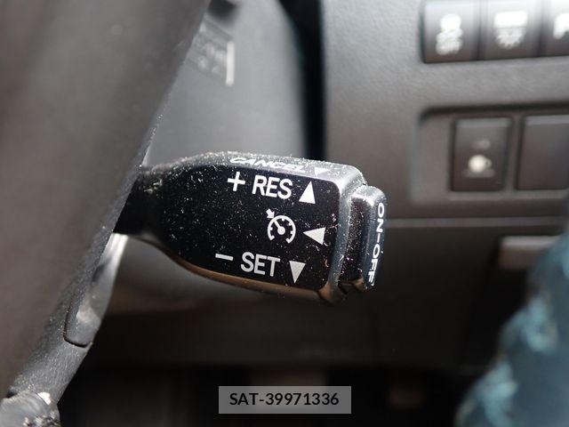 Toyota ALPHARD 2013-03 6544045-13