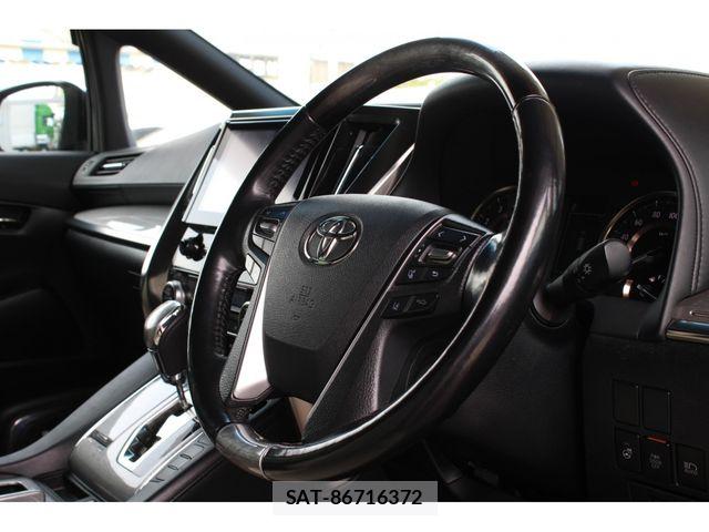 Toyota ALPHARD 2018-03 6610270-16