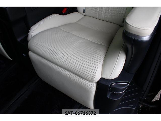 Toyota ALPHARD 2018-03 6610270-20