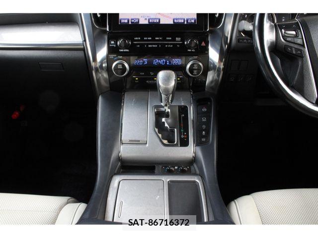 Toyota ALPHARD 2018-03 6610270-23