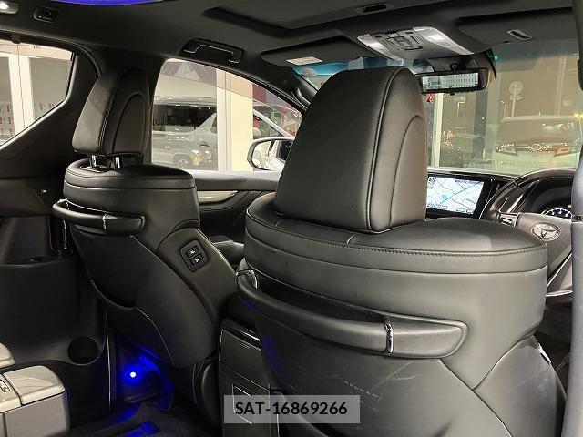 Toyota ALPHARD 2019-05 6610266-24