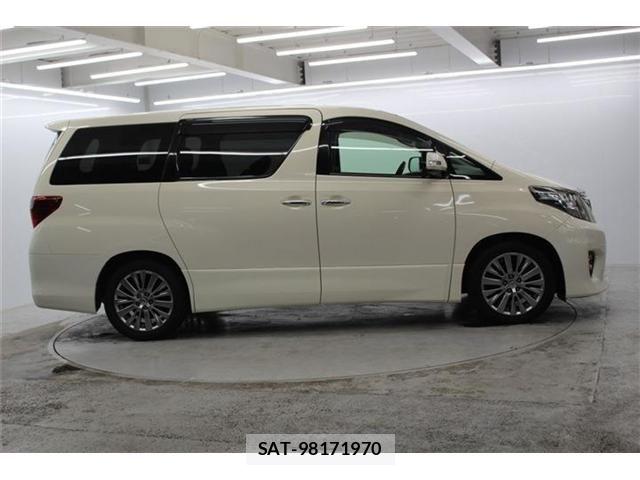 Toyota ALPHARD 2013-04 6641197-3