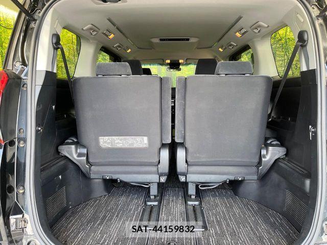 Toyota ALPHARD 2017-09 6674829-10