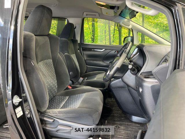 Toyota ALPHARD 2017-09 6674829-7