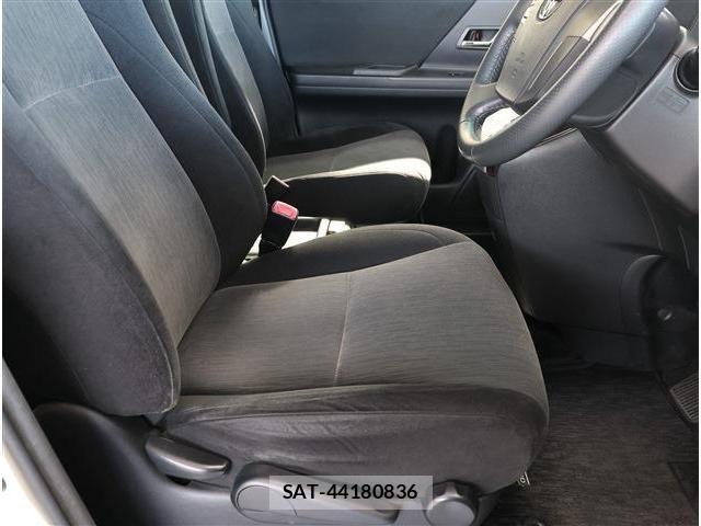 Toyota ALPHARD 2013-02 6674837-12