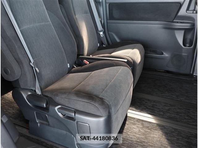 Toyota ALPHARD 2013-02 6674837-13