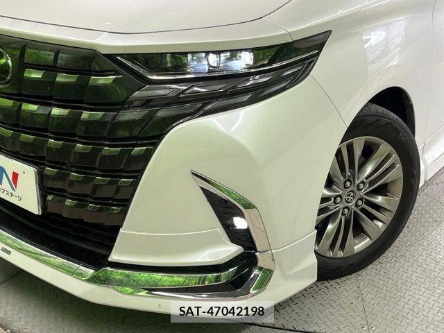 Toyota ALPHARD 2023-10 6674792-12