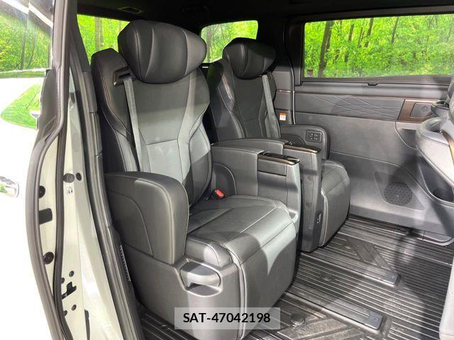 Toyota ALPHARD 2023-10 6674792-8