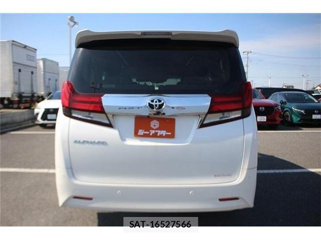 Toyota ALPHARD 2015-08 6674831-8