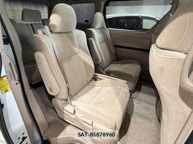 Toyota ALPHARD 2012-03 6674839-10