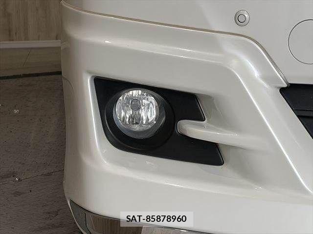 Toyota ALPHARD 2012-03 6674839-29