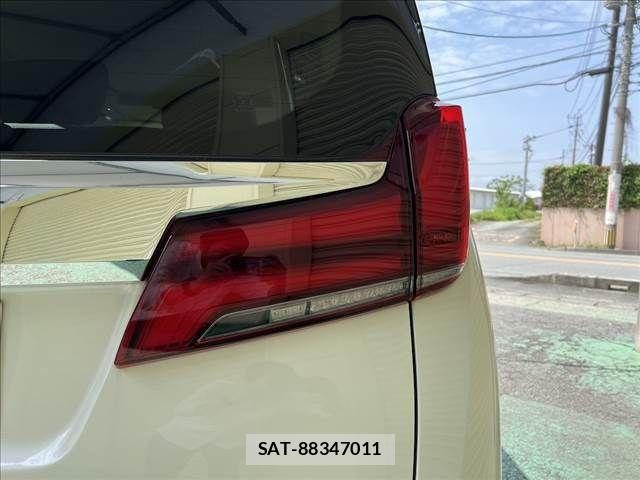 Toyota ALPHARD 2021-04 6674809-10