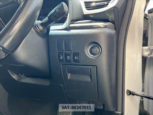 Toyota ALPHARD 2021-04 6674809-16