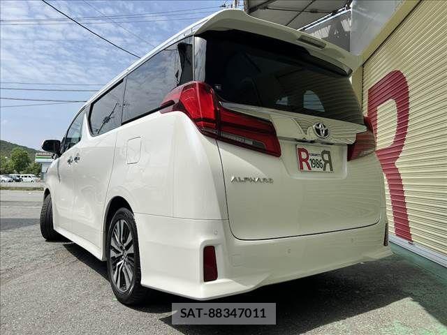 Toyota ALPHARD 2021-04 6674809-4