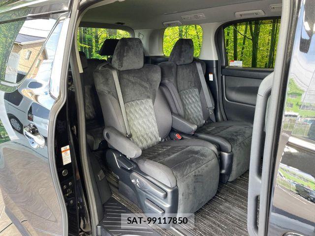 Toyota ALPHARD 2019-03 6674821-8