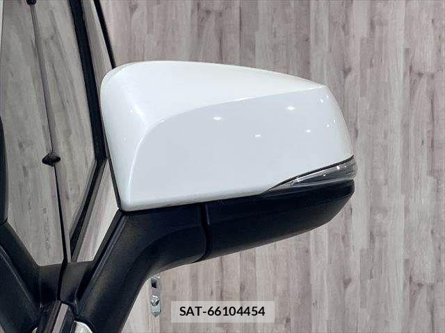 Toyota ALPHARD 2017-07 6682559-24