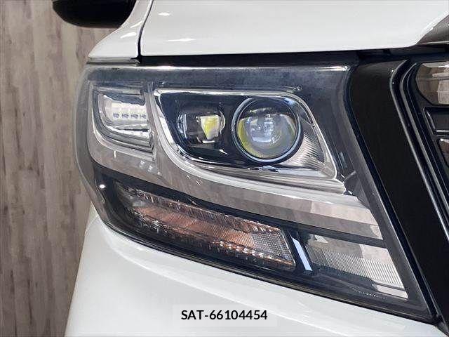 Toyota ALPHARD 2017-07 6682559-27