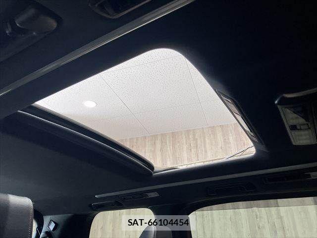 Toyota ALPHARD 2017-07 6682559-4