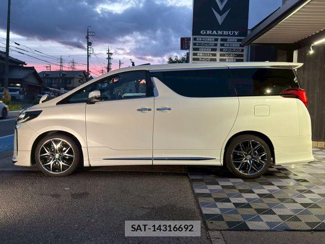 Toyota ALPHARD 2021-06 6683659-11