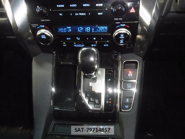 Toyota ALPHARD 2021-04 6683656-20