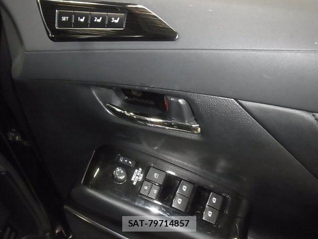 Toyota ALPHARD 2021-04 6683656-25