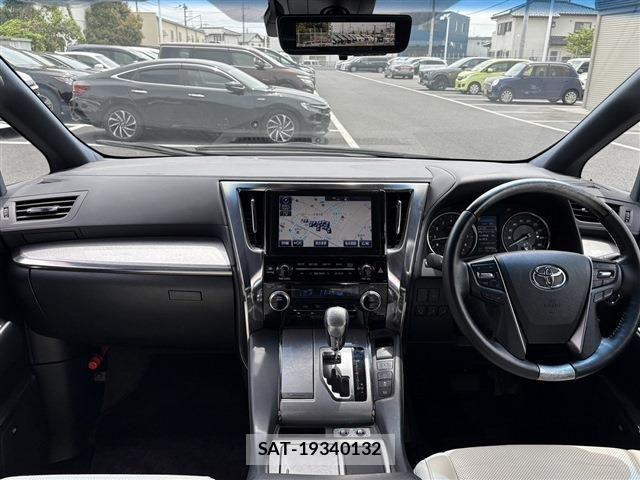 Toyota ALPHARD 2019-09 6690892-17