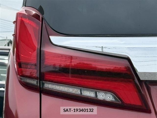 Toyota ALPHARD 2019-09 6690892-28