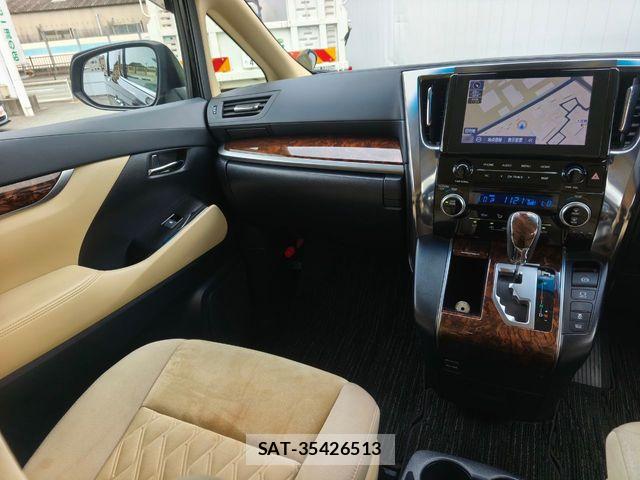 Toyota ALPHARD 2021-04 6715564-10