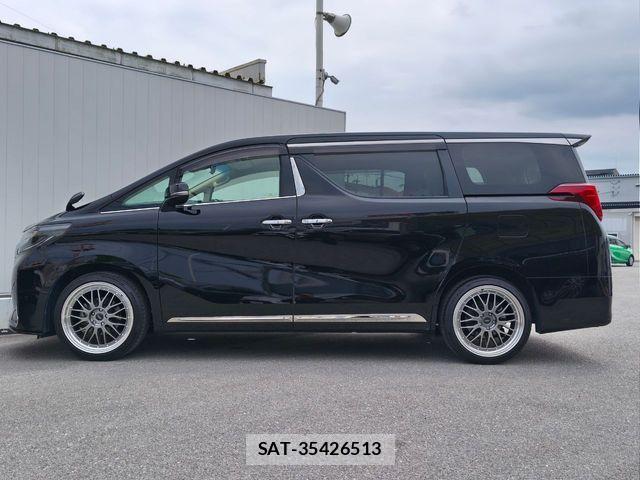 Toyota ALPHARD 2021-04 6715564-24