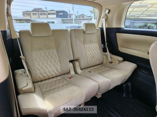 Toyota ALPHARD 2021-04 6715564-5