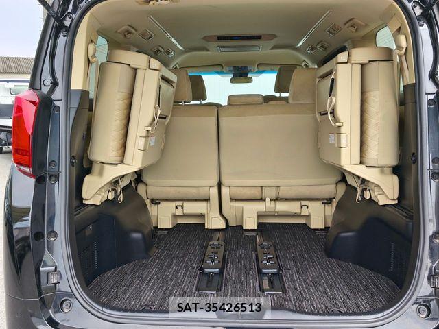 Toyota ALPHARD 2021-04 6715564-7
