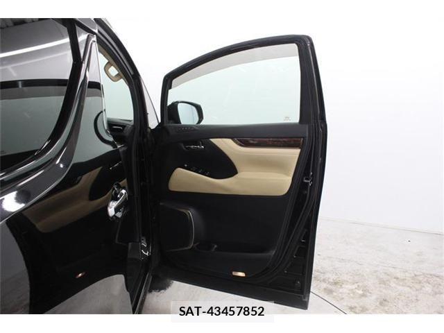 Toyota ALPHARD 2021-02 6715572-29