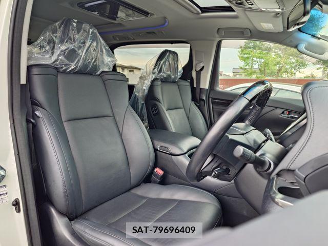 Toyota ALPHARD 2019-10 6715555-10