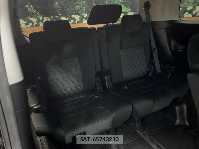 Toyota ALPHARD 2018-07 6715565-8