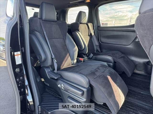 Toyota ALPHARD 2020-10 6715562-21