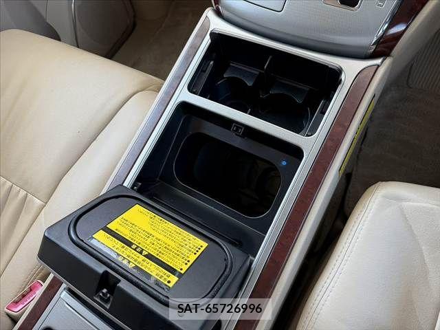 Toyota ALPHARD 2010-04 6750763-23