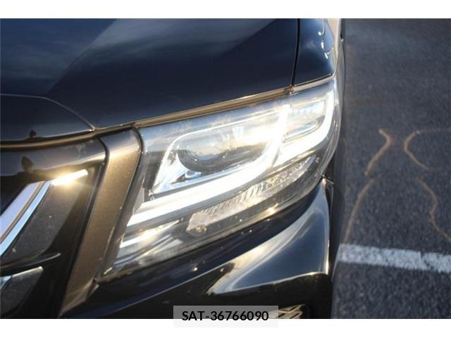 Toyota ALPHARD 2017-02 6750762-13