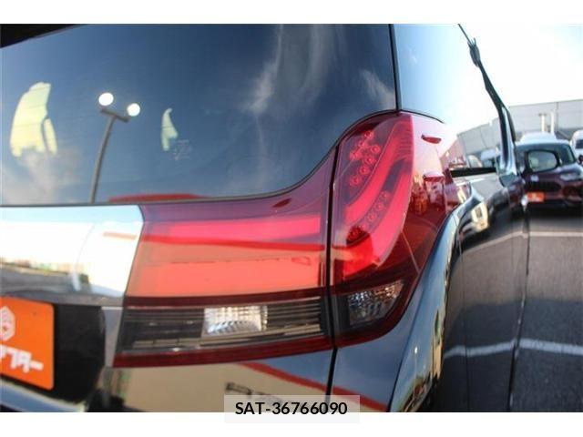 Toyota ALPHARD 2017-02 6750762-20
