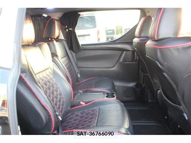 Toyota ALPHARD 2017-02 6750762-25