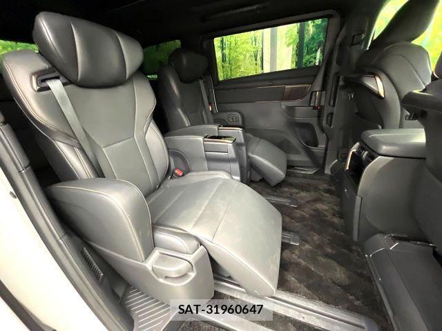Toyota ALPHARD 2023-11 6813480-9