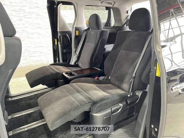 Toyota ALPHARD 2012-03 6813517-9