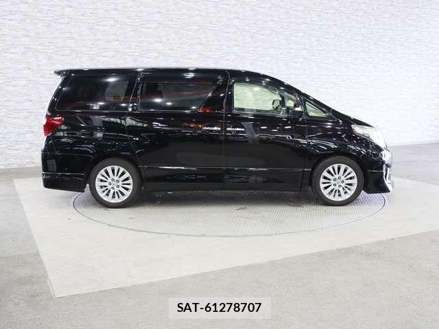Toyota ALPHARD 2012-03 6813517-13