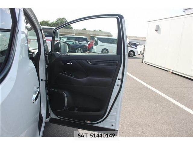 Toyota ALPHARD 2020-02 6813498-28