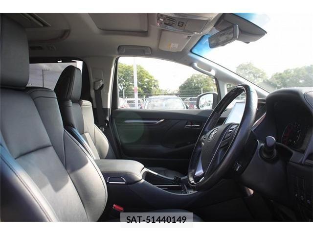 Toyota ALPHARD 2020-02 6813498-29