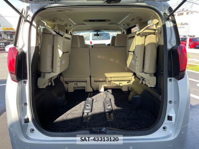 Toyota ALPHARD 2017-09 6813510-11