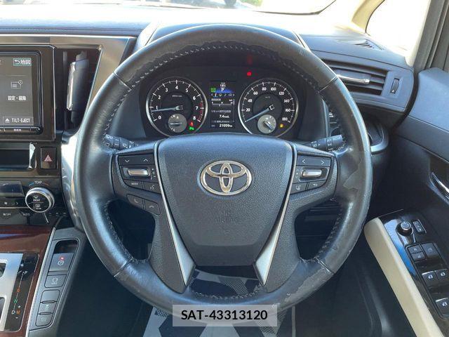 Toyota ALPHARD 2017-09 6813510-12