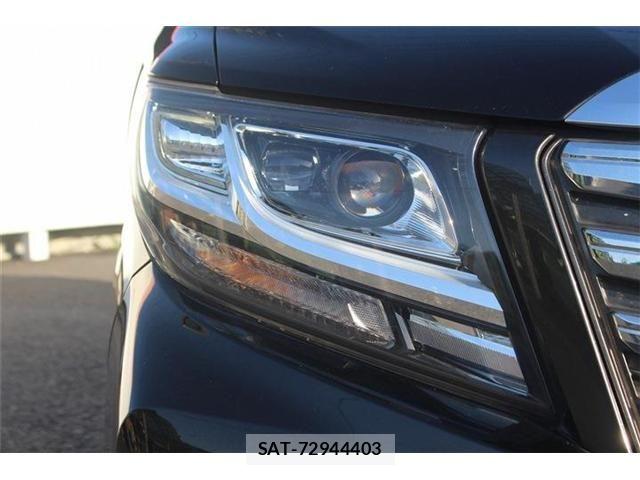 Toyota ALPHARD 2015-06 6813515-14