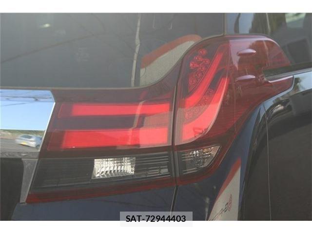 Toyota ALPHARD 2015-06 6813515-18