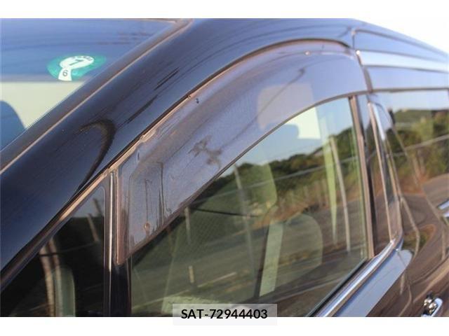 Toyota ALPHARD 2015-06 6813515-23